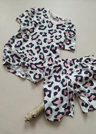 💜ефектний комплект для дівчинки від бренду💞 lupily 

👌крутезна якість - така легка та ніжна ( котон ) , рекомендую ( футболка оверсайз )