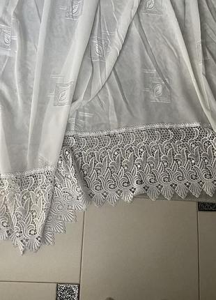 Тюль білого кольору