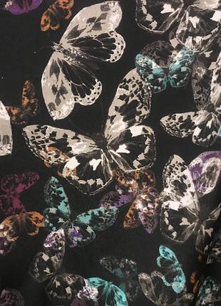 Блузка в наявності.