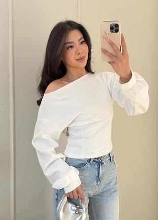 Жіноча біла кофтинка з коректною спиною 42-46