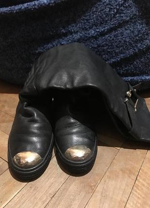 Продаю взуття оригінальне baldinini