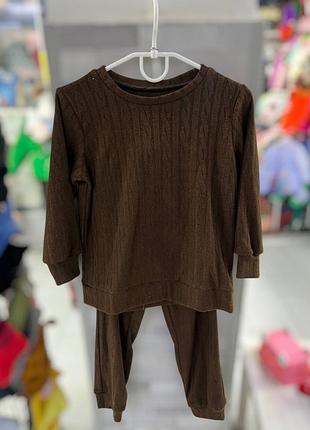 Дитячий спортивний костюм коричневий для дівчинки розміром 110 см (інші розміри уточнюйте)