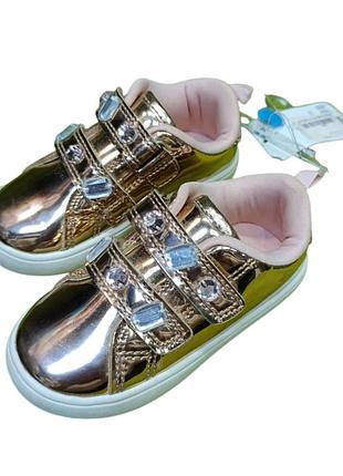 Дитячі стильні снікерси для дівчинки carters 22 розмір 2