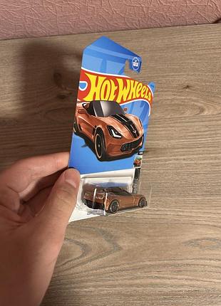 Hot wheels corvette c7 z06 convertible нова запакована модель 3