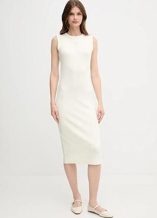 Urbanshop com ua сукня calvin klein jeans колір бежевий midi облягаюча lv047c240g розміри запитуйте