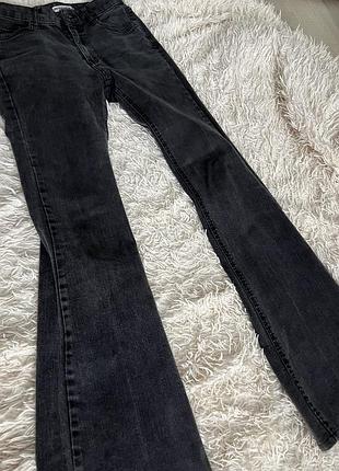 Джинси клеш