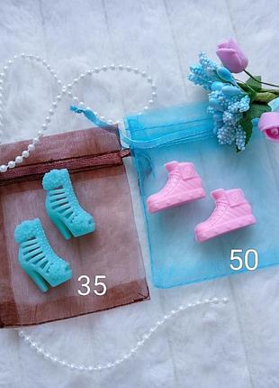Обувь для куклы барби. новая. кукольная обувь barbie. аксессуары для барби.