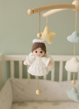 В*связана подеска ангел - в авто, на детский мобиль, на сумку; брелок