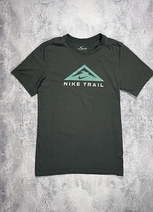 Футболка nike running trail dri-fit