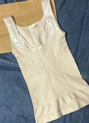 Утягуюча майка