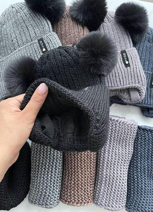 Вязаный набор шапка на полном флисе и хомут