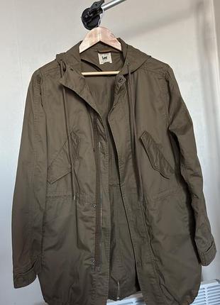 Легка куртка парка lee , s -m