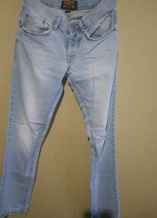 Джинсы