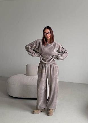 Спортивный костюм оверсайз с свитшотом с кулисками из низа с брюками низ на кулисках