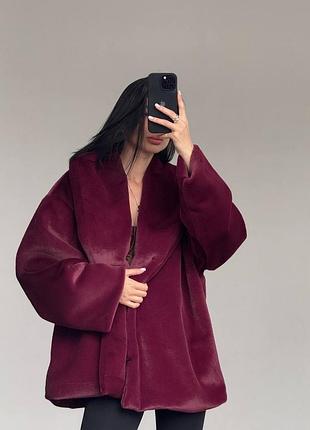 Жіноча шуба бордо, бургунді, екошубка з кролика мʼяке і гладке хутро з затяжками по низу