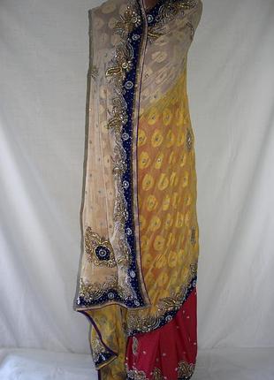 Индийское восточное сари, платье