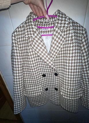 Піджак для жінки або дівчинки