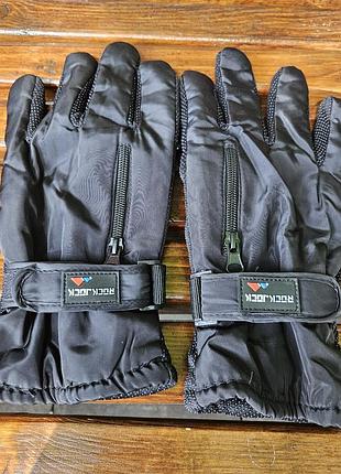 Перчатки для мужчин sports с утеплением. идеальный аксессуар для активного отдыха на свежем воздухе.