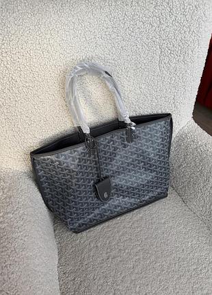 Goyard