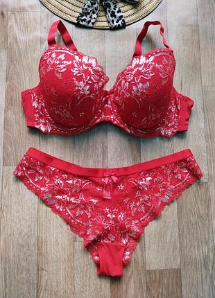 Роскошный кружевной комплект нижнего белья с серебристой люрексной нитью george