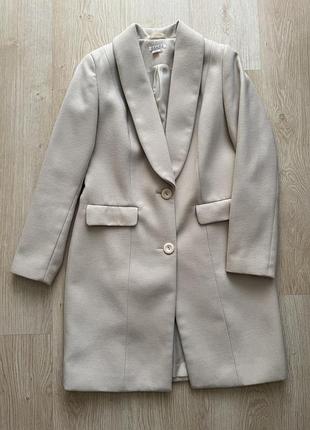 Пальто жіноче