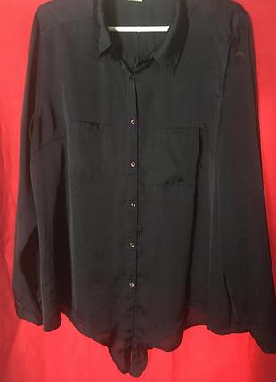 Дуже красива блуза-сорочка