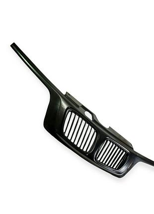 Решітка радіатора 2110-2112 чорна з вусами (модель - bmw) тюнінг гладка