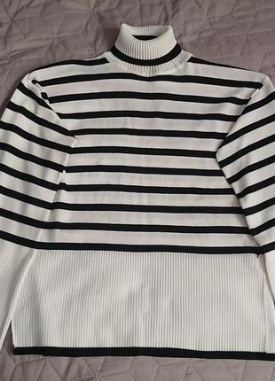 Светр в полоску
