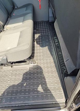 Коврики салона ford transit (2014-) (1+2) борт 2,5 см, (2-й ряд) doublecad c 2-х частей avto-gumm