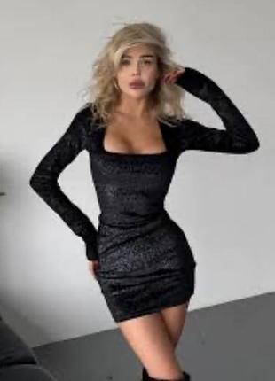 Сукня міні