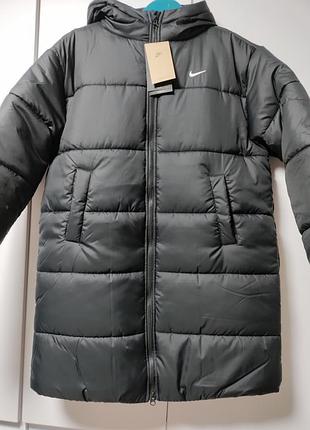 Оригінал! термокуртка nike sportswear classic оверсайз, розмір м (краще на l)