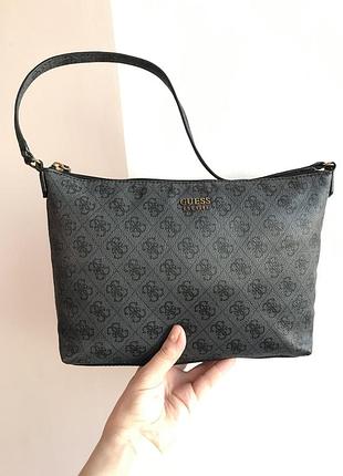Сумка guess- жіноча,класична,сіра,принтована брендовим лого,на плече