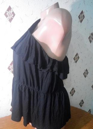 Блуза с оборками на одно плечо2 фото