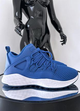 Яркие крутые кроссовки jordan formula 23