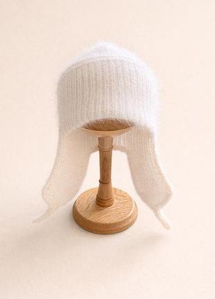 Шапка вушанка для дівчинки