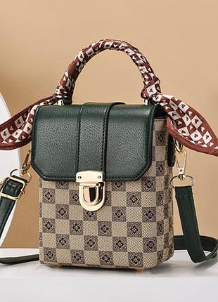 Женская маленькая сумочка бочонок на плечо, мини сумка на замочке светлый с зеленым