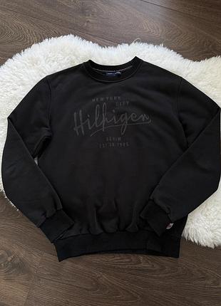 Світшот чорний базовий tommy  остання ціна 200‼️