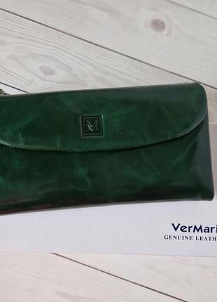 Кожаный женский кошелек vermari в зеленом цвете