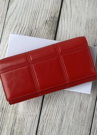 Шкіряний червоний жіночий гаманець