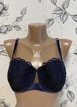 Бюсгальтер