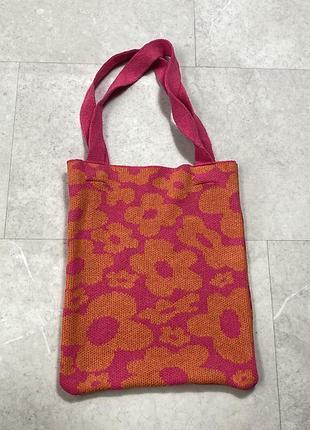 Сумка шопер вʼязана в квітку skinny dip london knitted shopper bag