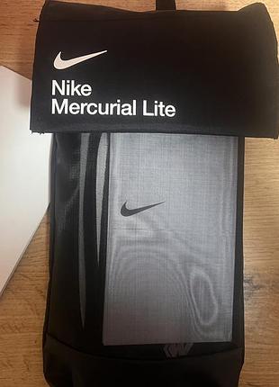 Футбольні щитки nike mercurial lite, розмір m