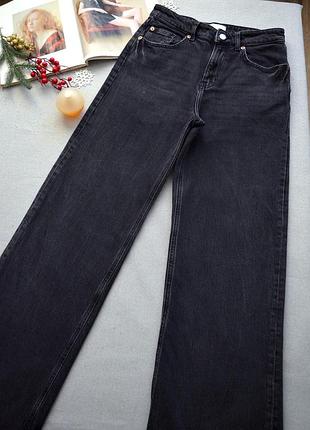 Плотные, качественные джинсы палаццо h&amp;m, очень высокая посадка, широкая штанка,, отлично на бедре 92-96 см