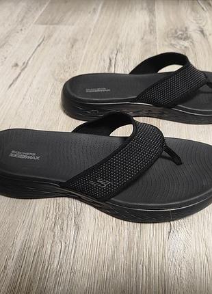 Вьетнамки skechers