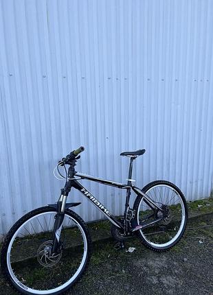 Продам велосипед haibike 26”

продам гірський велосипед haibike.
🔹 колеса: 26 дюймів
🔹 гальма: гідравлічні
🔹 передачі: 9
🔹 стан: хороший, все ок