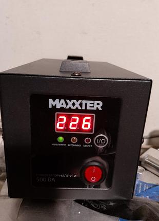 Б/у 500ва електронний стабілізатор напруги релейного типу 140-260 в
має затримку 5 секунд