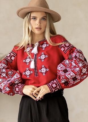 Вишиванка жіноча яскрава червона