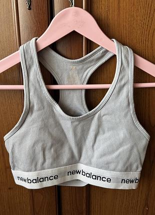 Топ спортивний