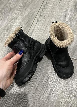 Зимові черевики сапоги  zara 24 розмір 14,5 см