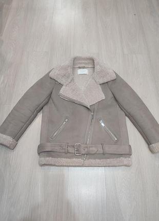 Дубленка искусственная zara,размер s,бежевого цвета